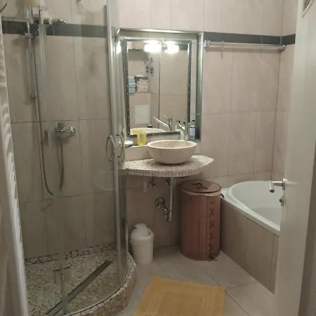 Residenz Am Berg Apartment