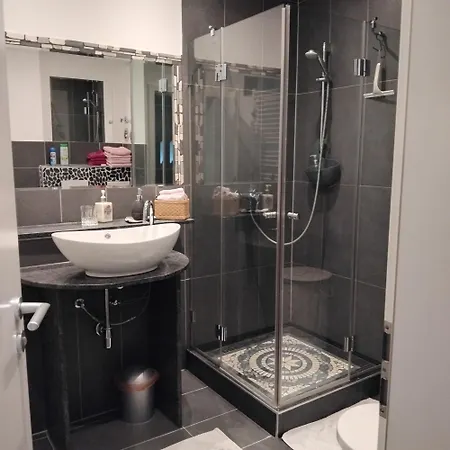 Residenz Am Berg Apartment *